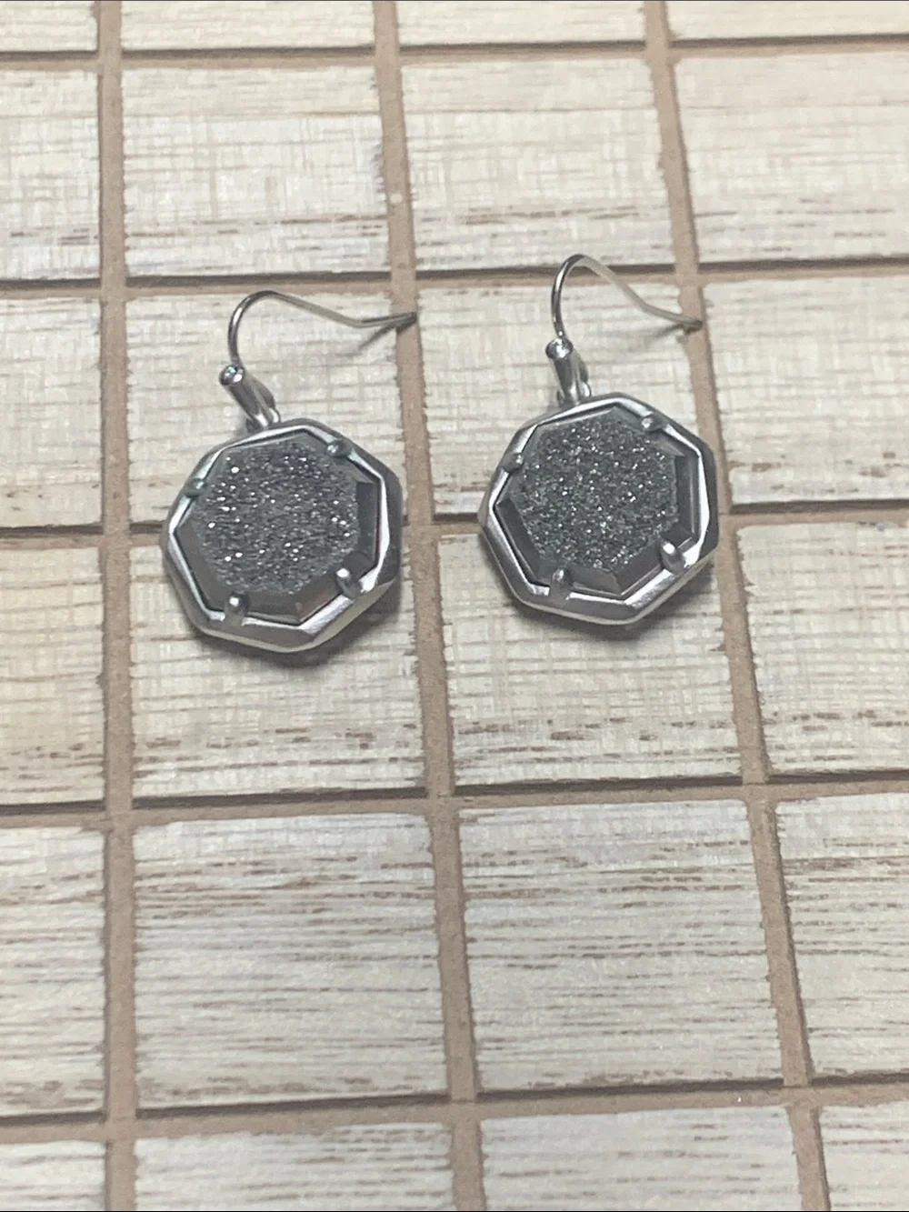 Kendra Scott Druzy Earrings - Picture 1 of 3